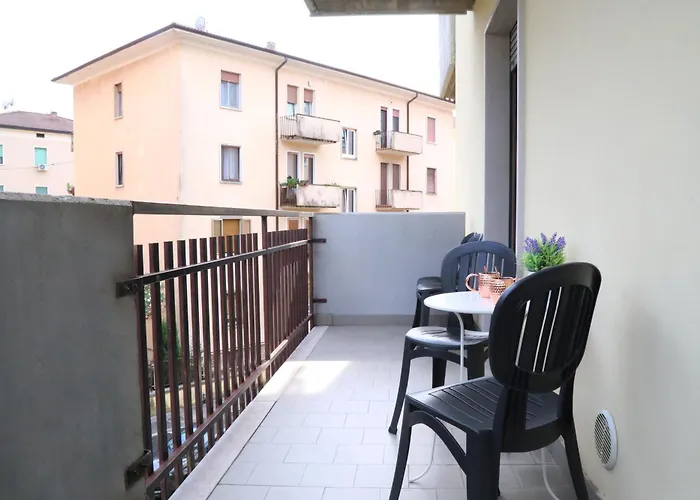La Dimora Del Borgo - Family & Business - Policlinico Fiera * 维罗纳
